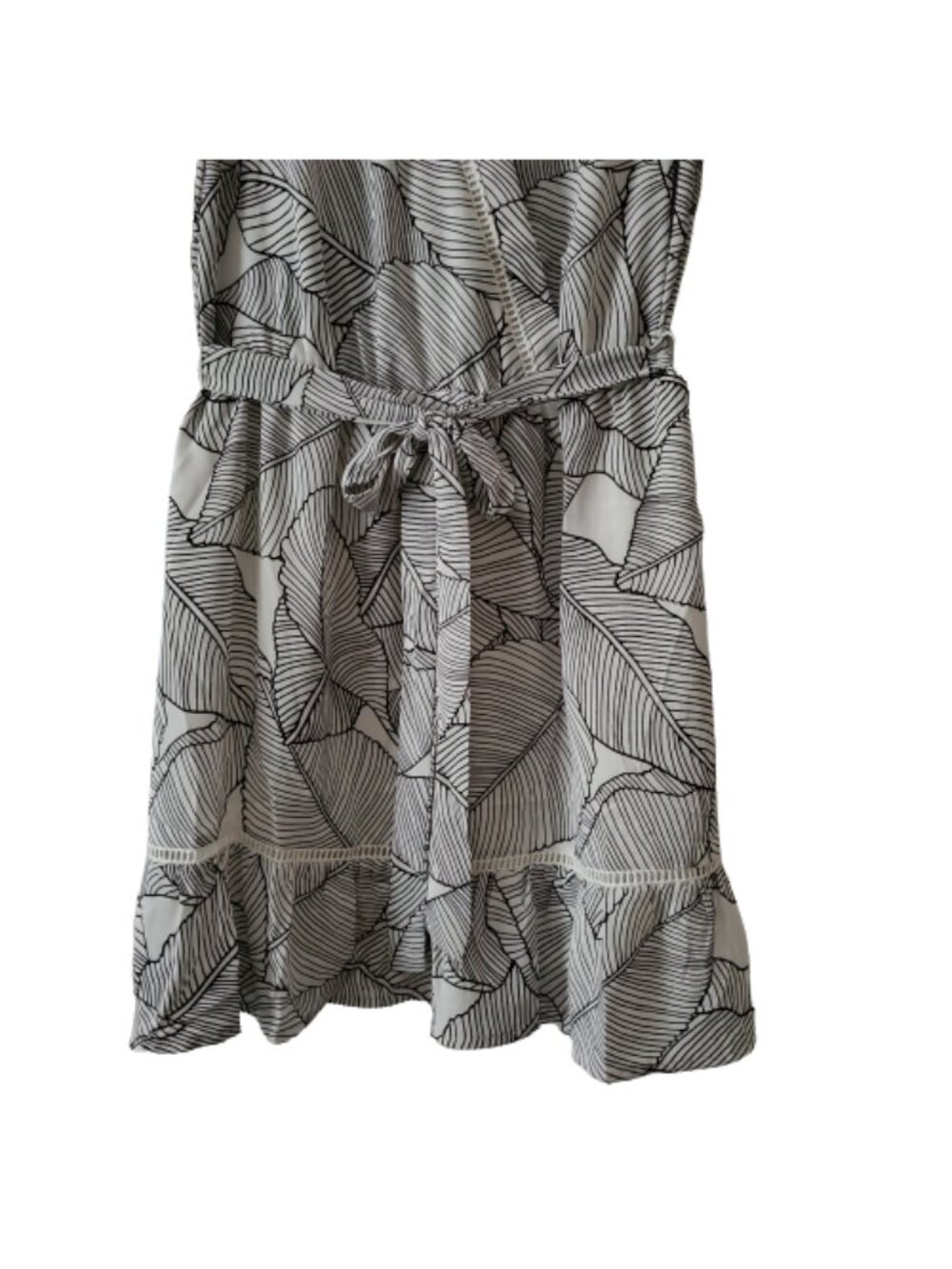 Sienna Sky Women's Leaf Print Surplice Ruffled Short Dress Size X-Small NWT - Picture 5 of 15
